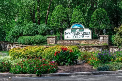 74 Grizzle Ct, Ellijay, GA 30540