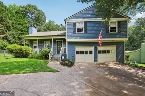 9725 Kings Rd, Gainesville, GA 30506
