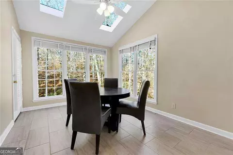 Dining - 4735 Gran River Gln, Peachtree Corners, GA 30096 photo 3 of 3