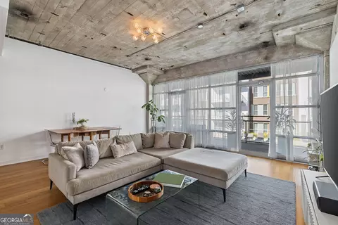 890 Memorial Dr SE #107, Atlanta, GA 30316