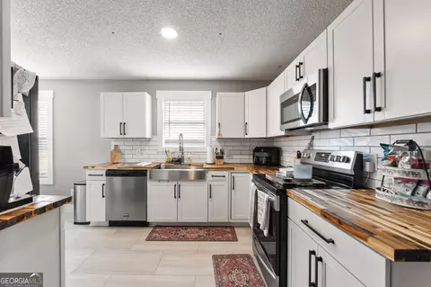 Kitchen - 151 Regal Rd, Jackson, GA 30233 photo 1 of 2