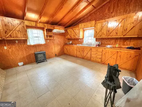 Kitchen - 286 Hines Rd, Hogansville, GA 30230 photo 1 of 2