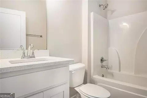 Bath - 111 Hamilton Lake View Ct, Lagrange, GA 30241 photo 1 of 3