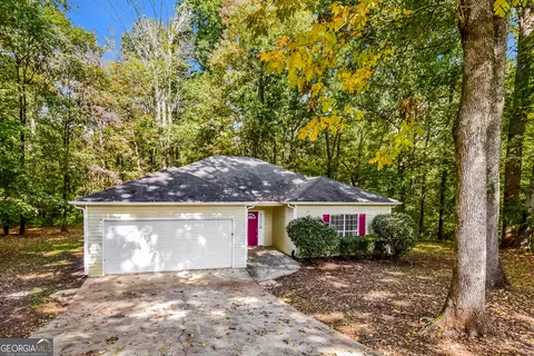 3949 Tyler Ct, Ellenwood, GA 30294