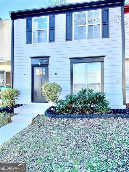 1533 Inverness Dr, Stone Mountain, GA 30083