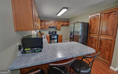 Kitchen - 46 Cedar Ridge Dr, Toccoa, GA 30577 photo 2 of 3