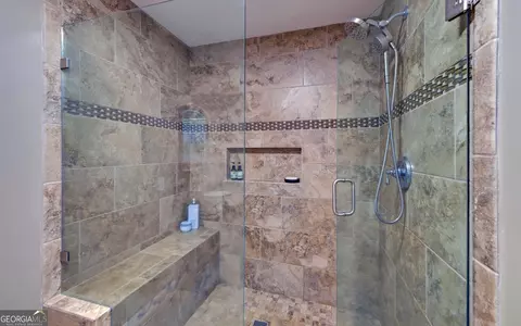 Bath - 46 Cedar Ridge Dr, Toccoa, GA 30577 photo 2 of 3
