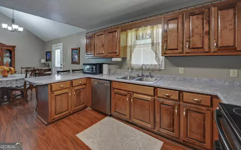 Kitchen - 46 Cedar Ridge Dr, Toccoa, GA 30577 photo 3 of 3