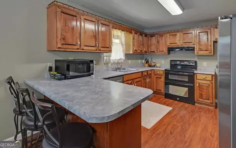 Kitchen - 46 Cedar Ridge Dr, Toccoa, GA 30577 photo 1 of 3