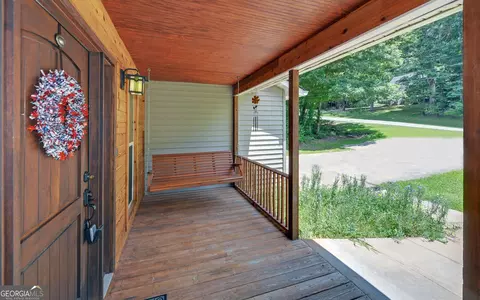 Exterior - 46 Cedar Ridge Dr, Toccoa, GA 30577 photo 5 of 10