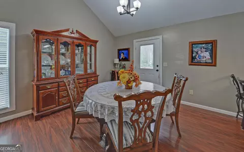 Dining - 46 Cedar Ridge Dr, Toccoa, GA 30577 photo 2 of 2