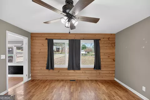 Living - 113 Maple St, Bremen, GA 30110 photo 3 of 4