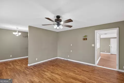 Living - 113 Maple St, Bremen, GA 30110 photo 4 of 4