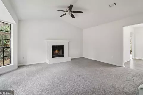 Living - 3307 Canterbury Trl, Rex, GA 30273 photo 2 of 4