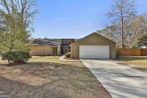 204 Broken Bit Way, Peachtree City, GA 30269