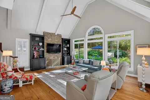 Living - 102 Woodchase Dr, Lagrange, GA 30240 photo 1 of 1