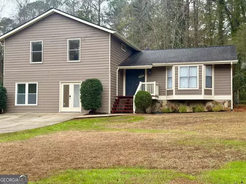 9660 Loblolly Ln, Roswell, GA 30075