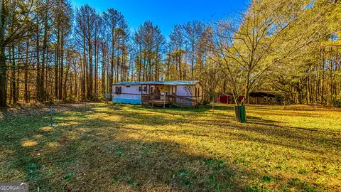 905 Glenloch Rd, Roopville, GA 30170