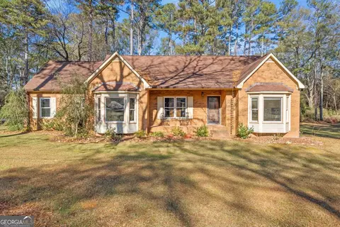 110 Melody Dr, Carrollton, GA 30117