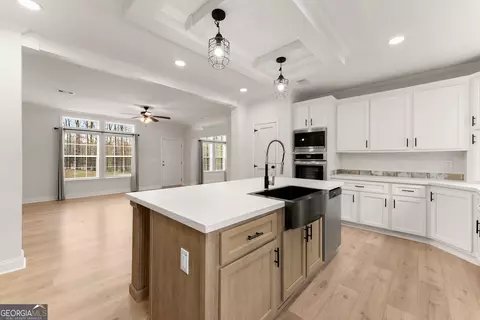 Kitchen - 24302 Highway 59, Commerce, GA 30530 photo 4 of 4