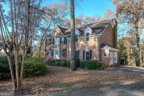 107 Wexford Cir, Bonaire, GA 31005