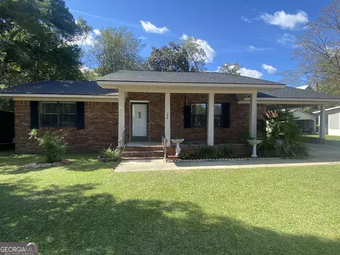 304 Morris St, Glennville, GA 30427
