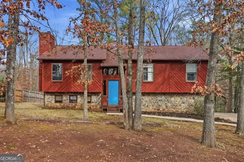 82 Fox Ridge Ct, Dallas, GA 30157