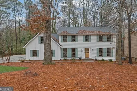 5091 Golfbrook Dr, Stone Mountain, GA 30088