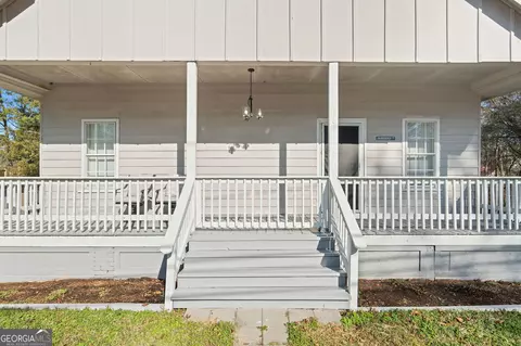 161 Arnco 6th St, Newnan, GA 30263