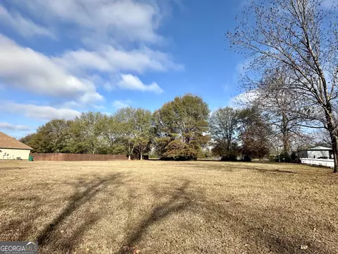 110 Dora Ln, Byron, GA 31008 photo 2