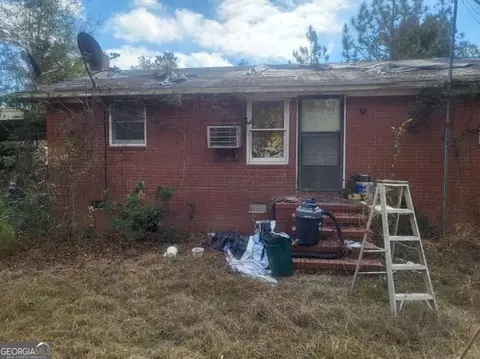 546 Alton Lawson Rd, Adrian, GA 31002