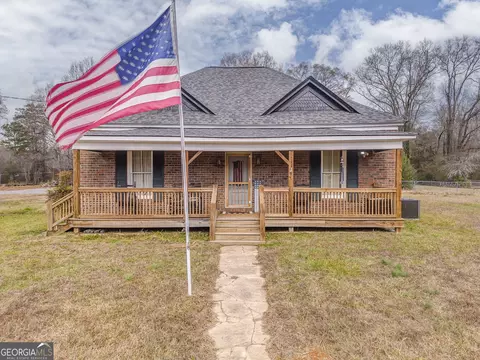 455 Riverbend Rd SW, Plainville, GA 30733