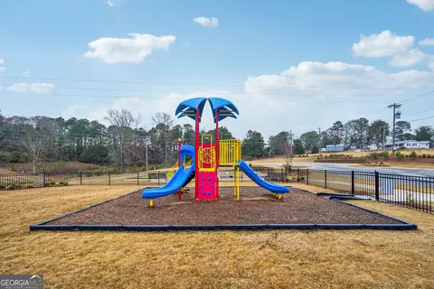 View/Area - 268 Silverleaf Trl, Bethlehem, GA 30620 photo 3 of 5