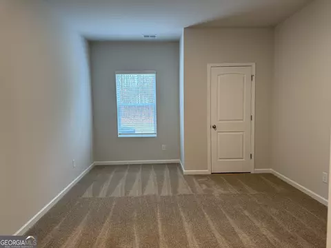 Bedroom - 133 Post Oak Dr #208, Jackson, GA 30233 photo 1 of 4