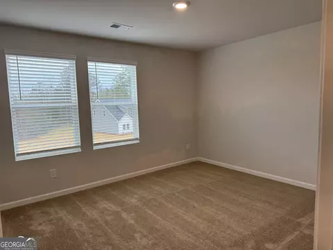 Bedroom - 133 Post Oak Dr #208, Jackson, GA 30233 photo 3 of 4