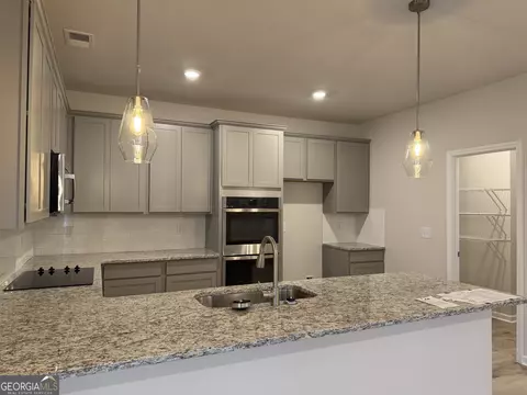 Kitchen - 133 Post Oak Dr #208, Jackson, GA 30233 photo 1 of 3