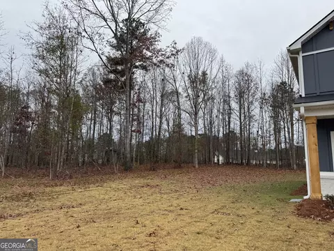 Exterior - 133 Post Oak Dr #208, Jackson, GA 30233 photo 6 of 8