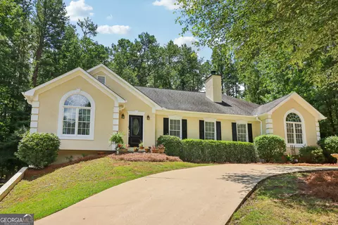 145 Butterfield Ln, Fayetteville, GA 30214