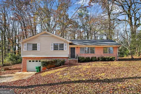 3976 Inca Ct, Stone Mountain, GA 30083