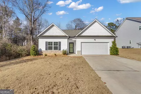 582 Griffin St, Grantville, GA 30220
