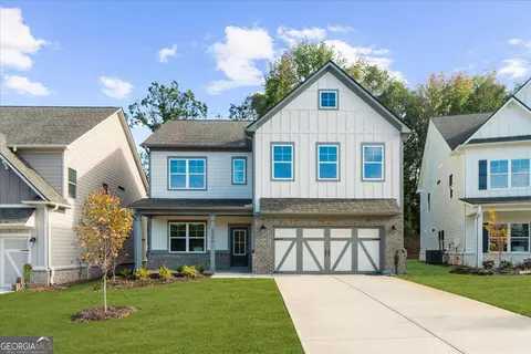 5559 Overview Dr, Flowery Branch, GA 30542