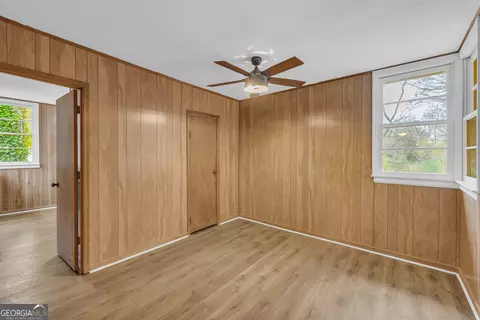 Bedroom - 132 Queen St, Toccoa, GA 30577 photo 2 of 7