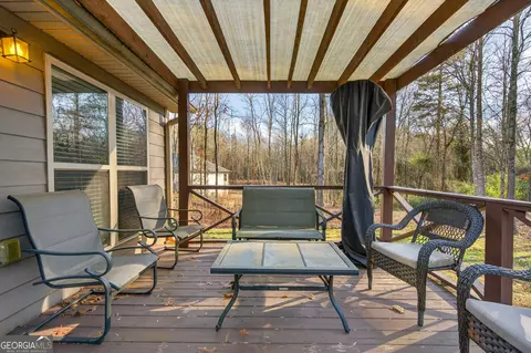 Exterior - 336 Dixie Ct, Mount Airy, GA 30563 photo 5 of 8