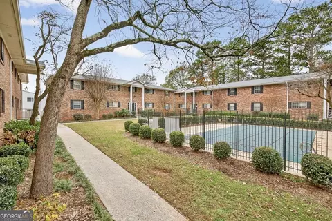 315 Hilderbrand Dr #B4, Sandy Springs, GA 30328