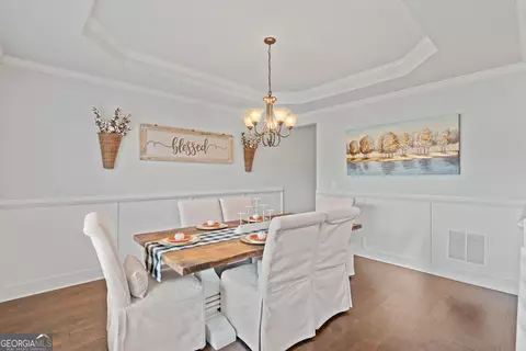 Dining - 162 Feather Ln, Jackson, GA 30233 photo 2 of 3