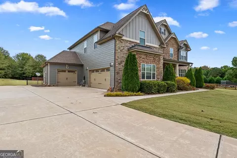 Exterior - 162 Feather Ln, Jackson, GA 30233 photo 4 of 24