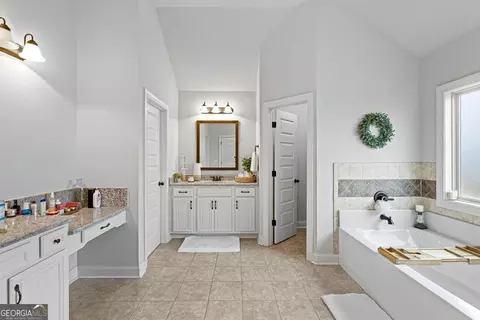 Entry Way - 162 Feather Ln, Jackson, GA 30233 photo 7 of 11
