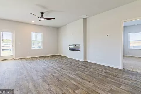 Living - 309 Rusty Plow Ln, Perry, GA 31069 photo 6 of 6