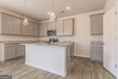 Kitchen - 309 Rusty Plow Ln, Perry, GA 31069 photo 2 of 2