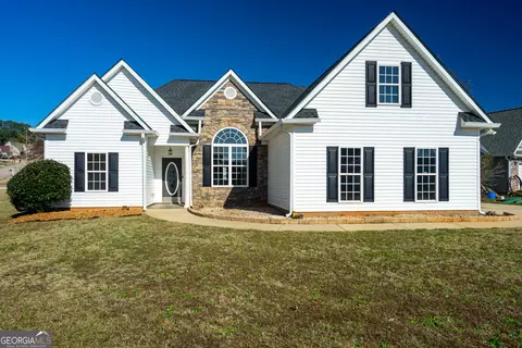 111 Revere Ct, Lagrange, GA 30241